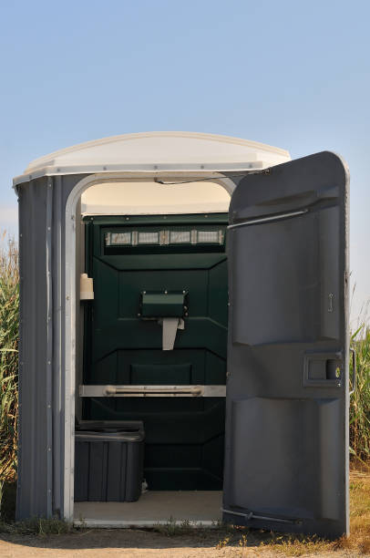 Portable Toilet Options We Offer in Oceanside, NY
